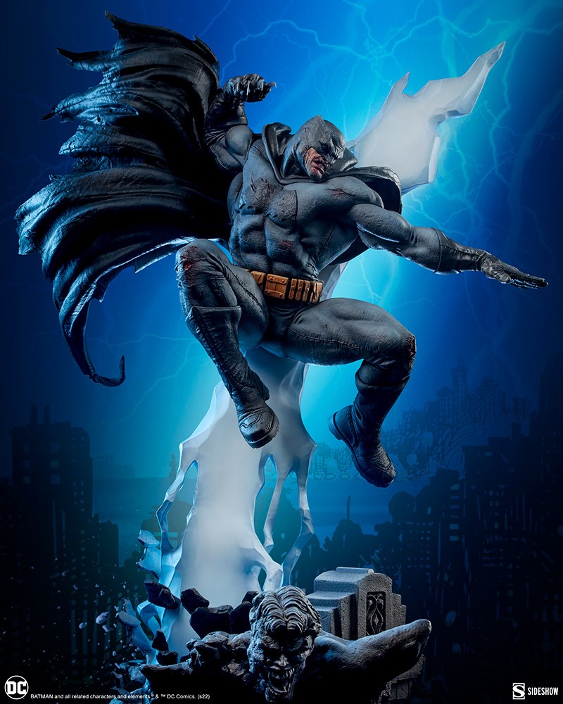 Batman: The Dark Knight Returns Premium Format Figure | ComicHub
