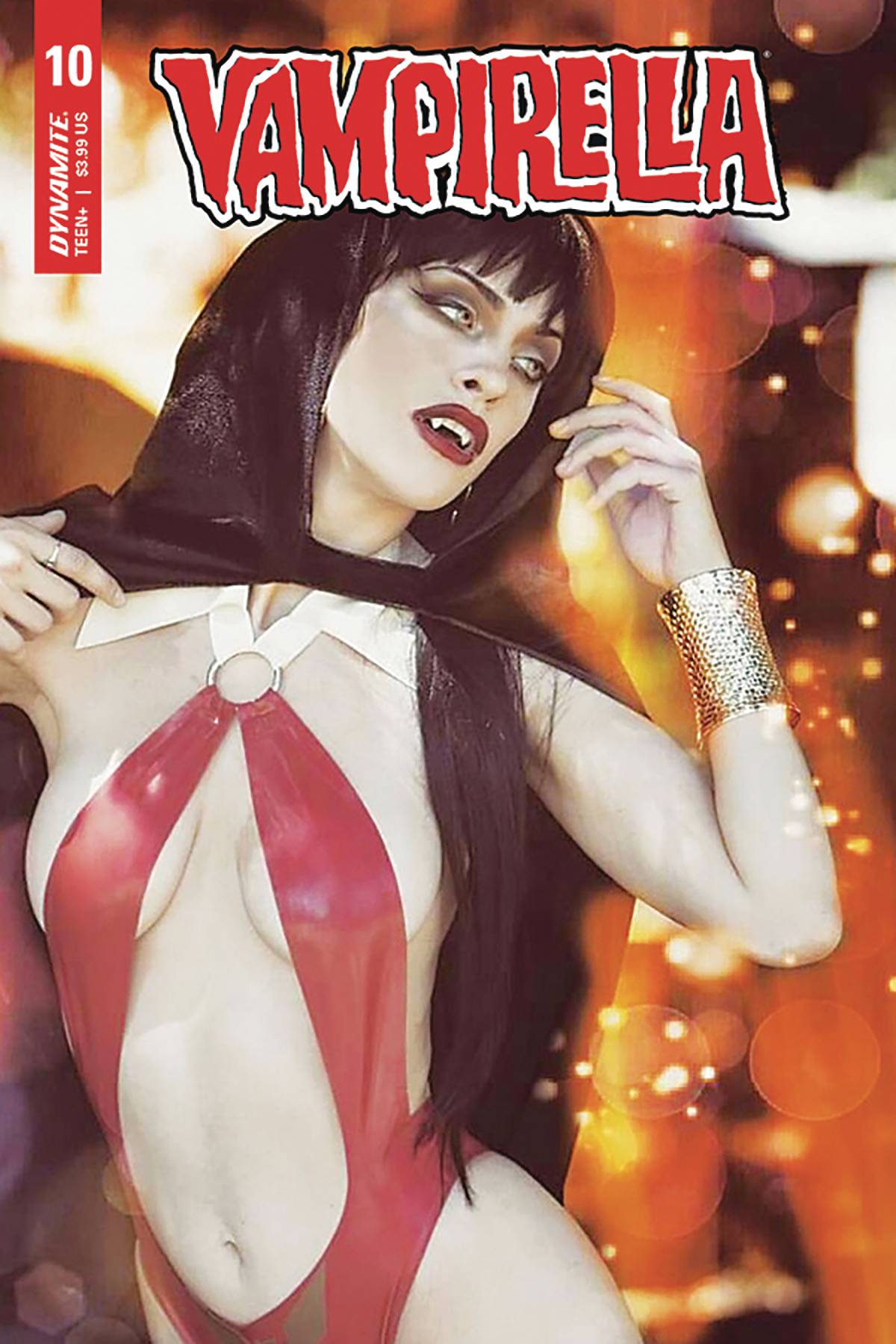 Vampirella #10 Cover E Nixie Sweet Cosplay