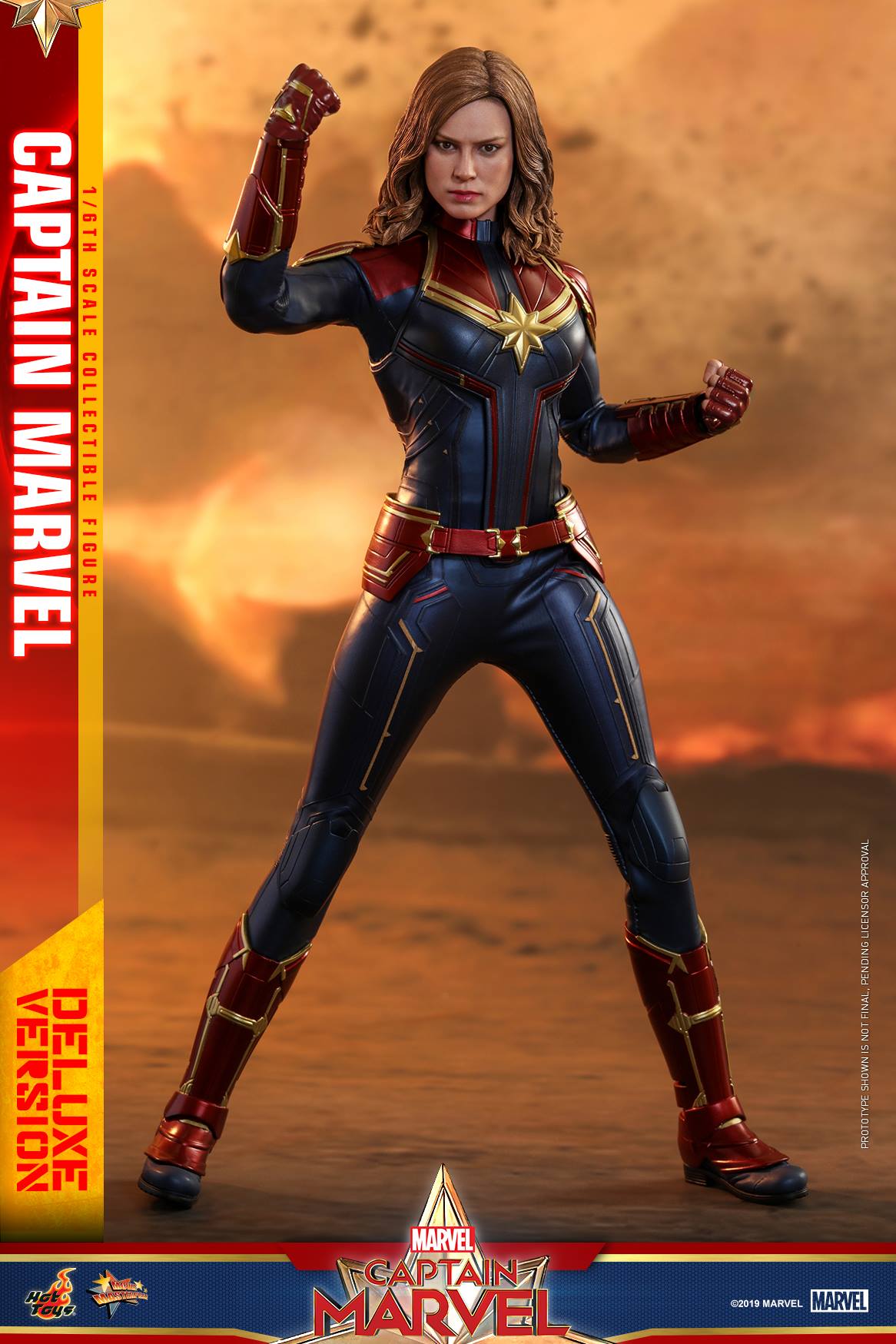 Captain Marvel Hot Toy
