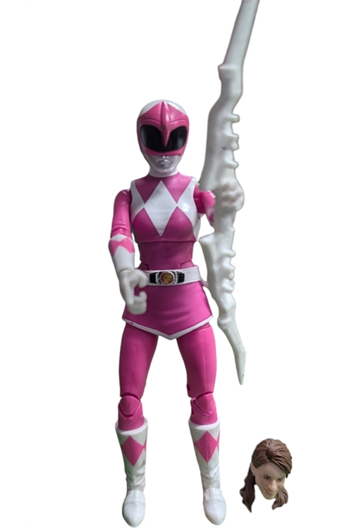 2019 Hasbro Mighty Morphin Power Rangers Pink Ranger Complete Pre-Owned