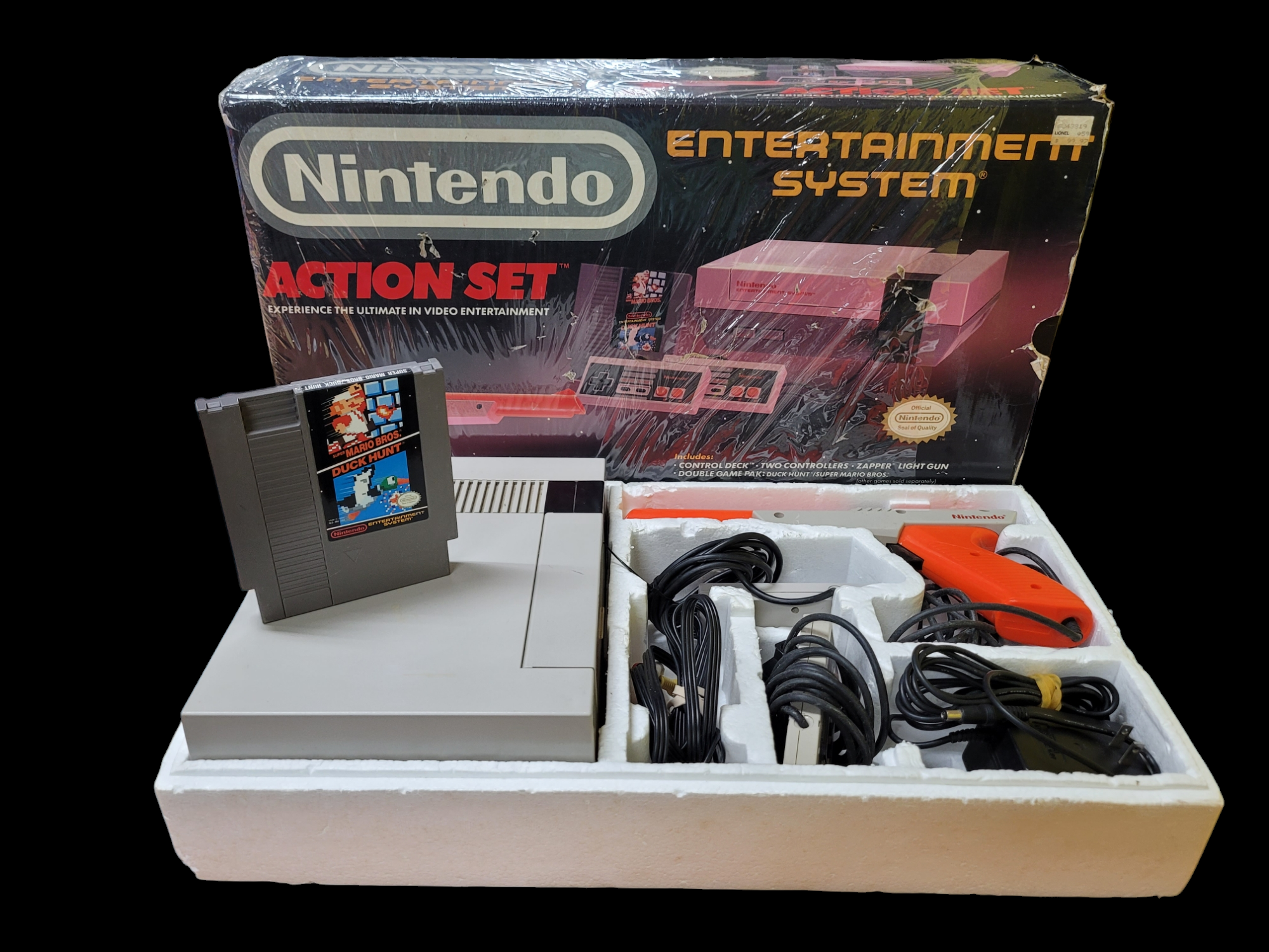 Nintendo Nes Action Set In Box Pre-Owned