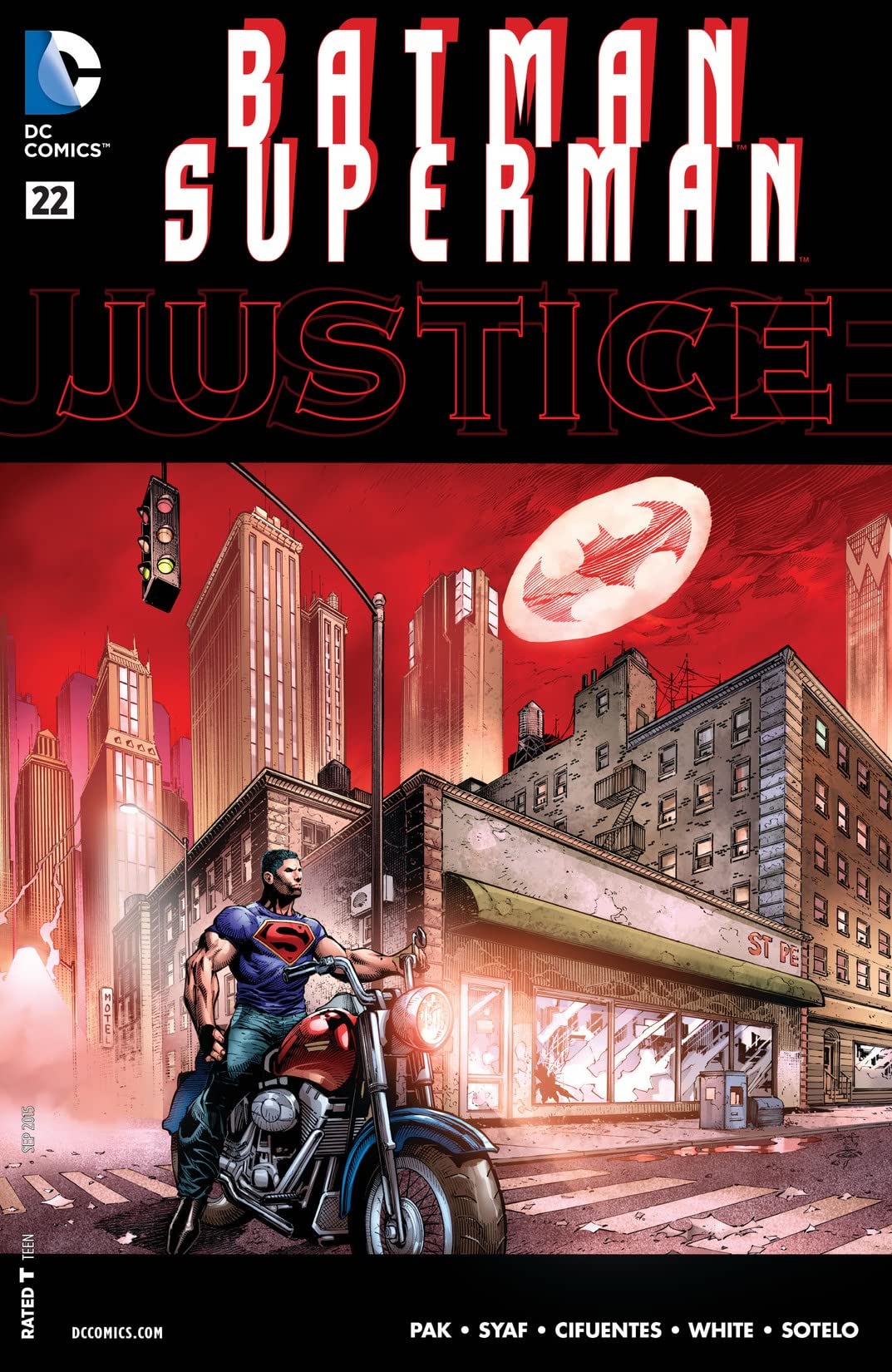 Batman Superman #22 (2013)