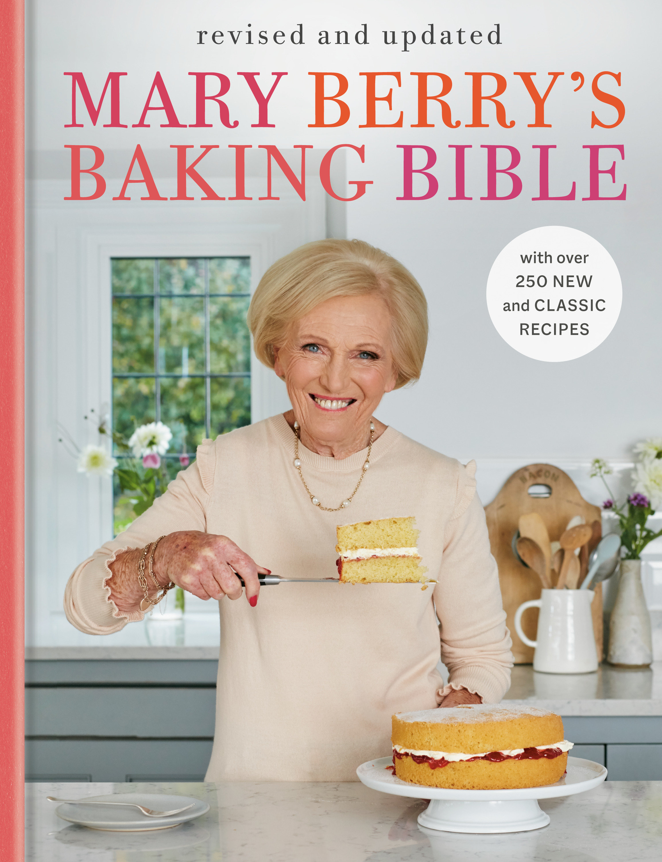 Mary Berry'S Baking Bible: Revised And Updated (Hardcover Book)