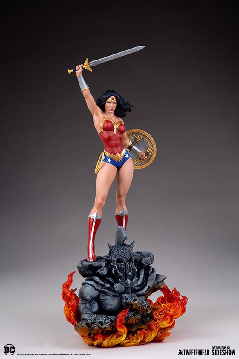 Wonder Woman Quarter Scale Maquette By Tweeterhead