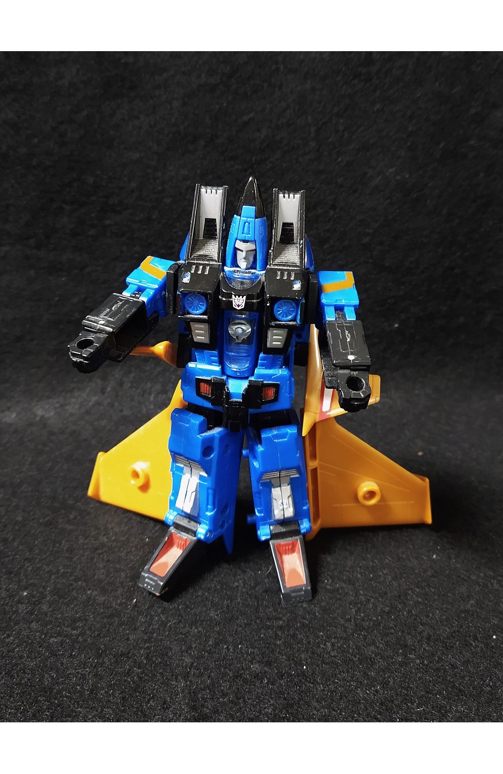 Transformers 2010 Generations Deluxe Class Dirge