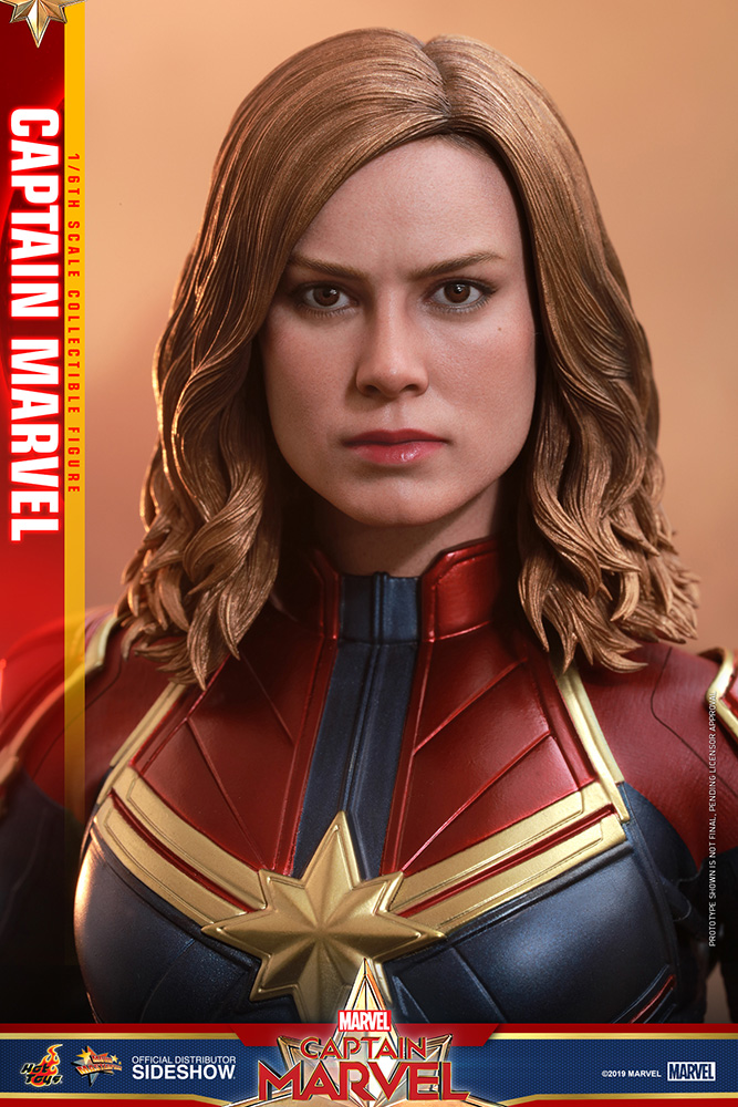 Captain Marvel Sixth Scale Figure By Hot Toys
