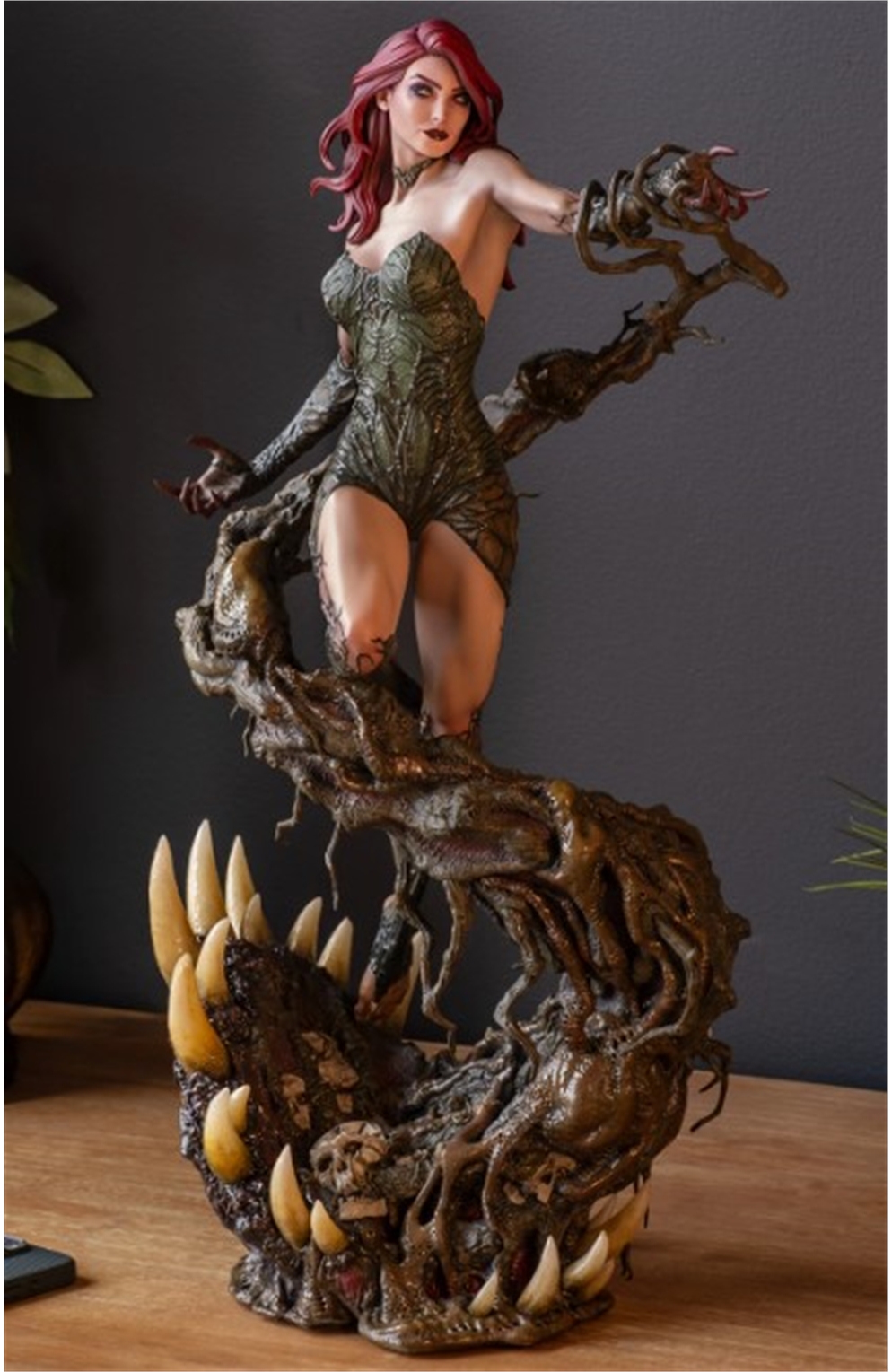 Poison Ivy: Deadly Nature Premium Format Statue