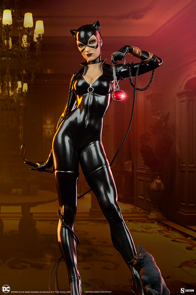 Catwoman Premium Format™ Figure By Sideshow Collectibles