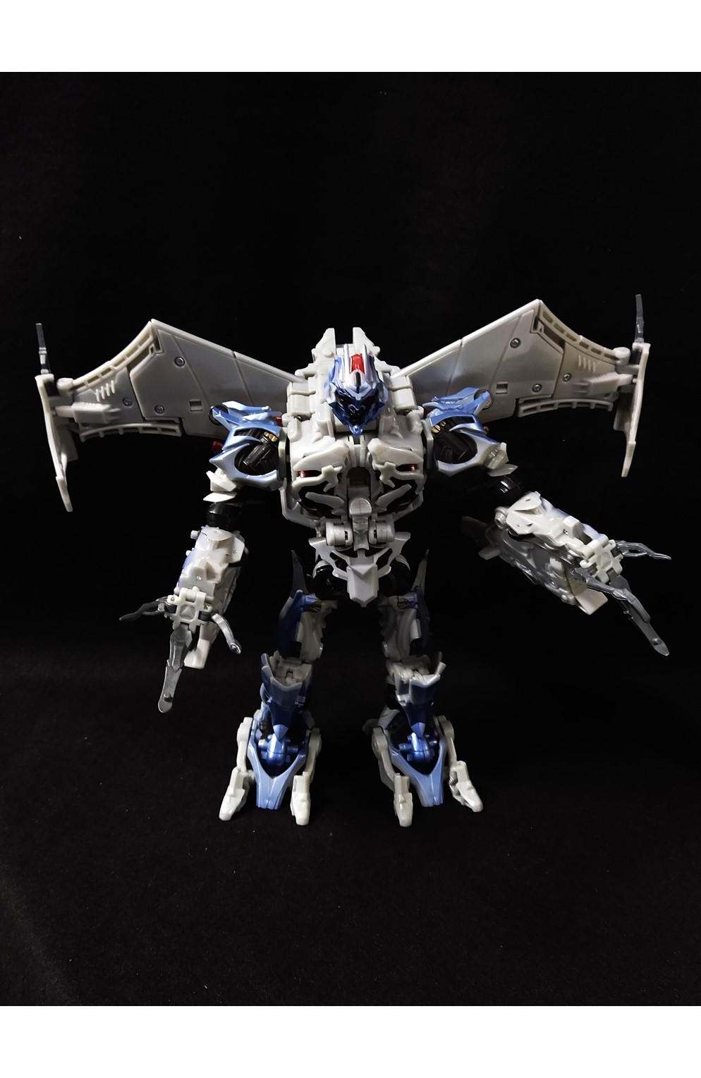 Transformers 2007 Leader Class Megatron Complete