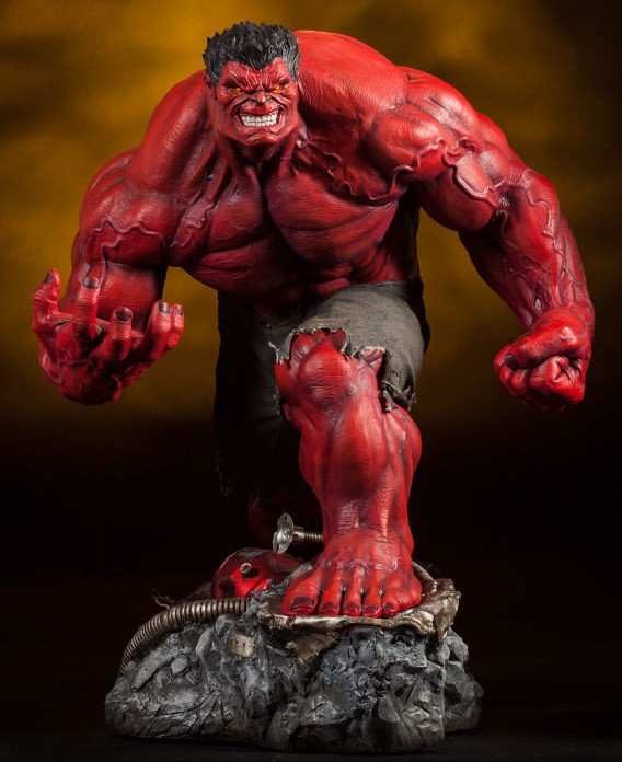 Sideshow Collectibles Red Hulk Premium Format Statue