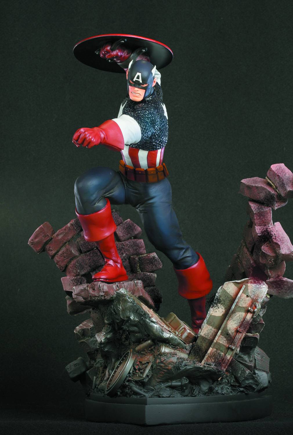 Bowen Captain America Action Statue