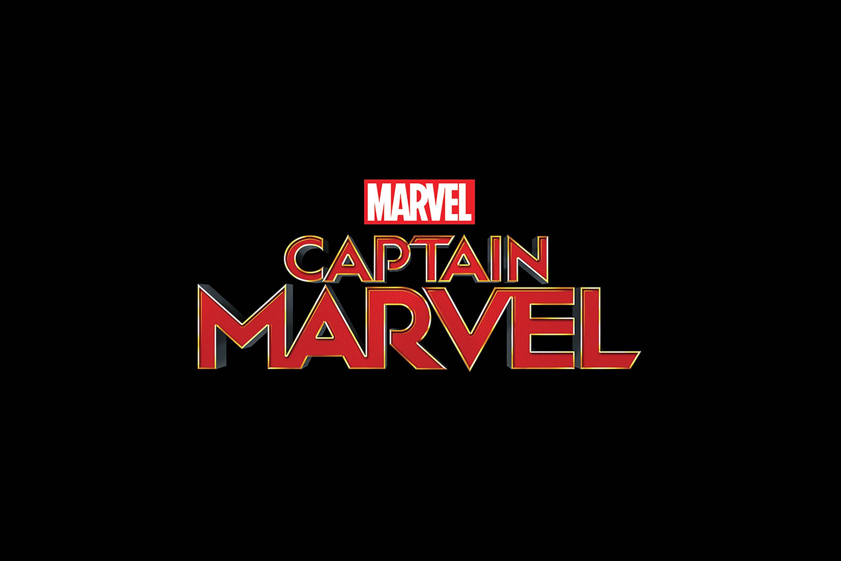 Marvels Captain Marvel Hardcover Art of Movie Slipcase