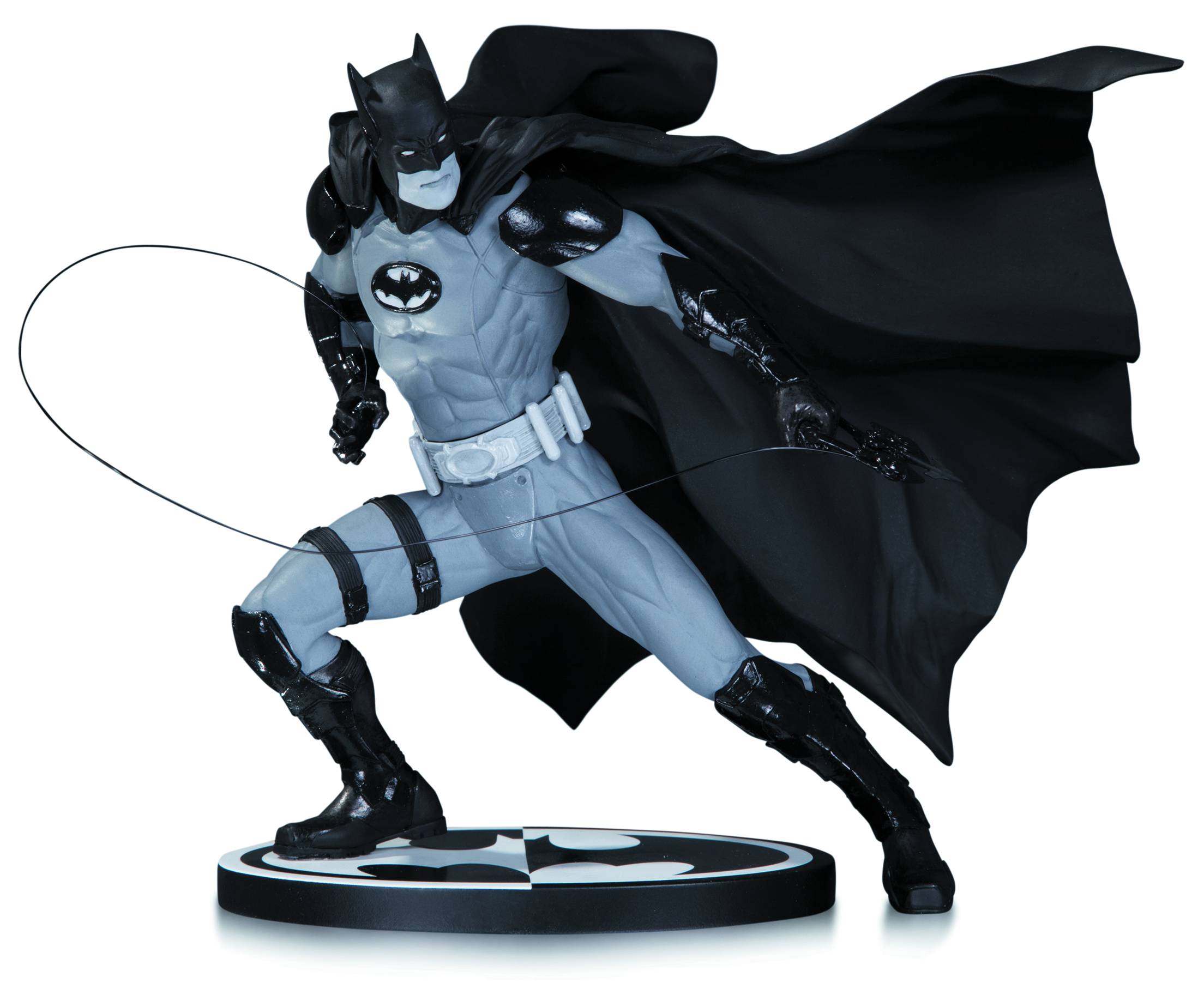 Batman Black & White Statue by Ivan Reis