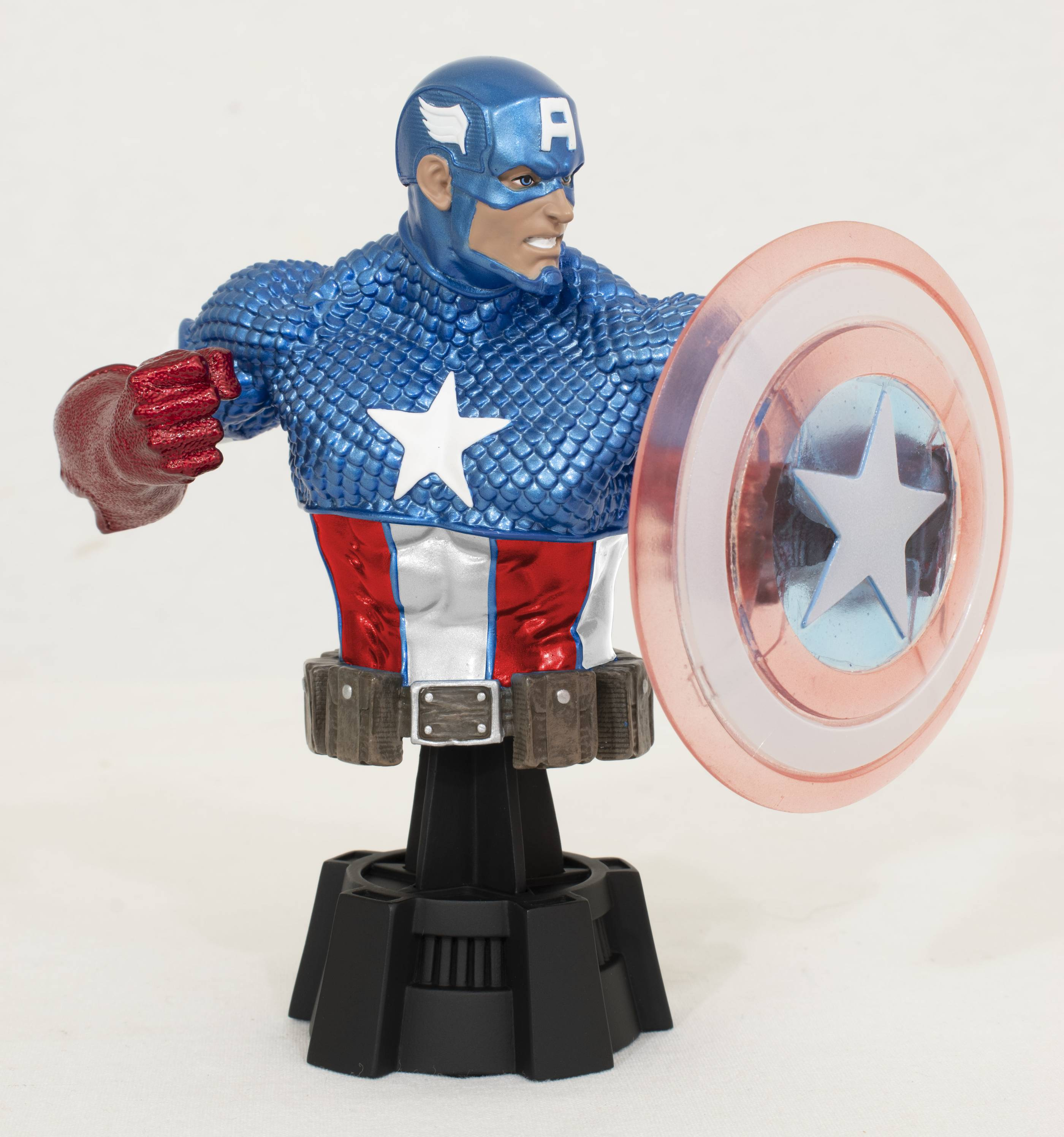 San Diego ComicCon 2023 Marvel Captain America Hologram Shield Bust