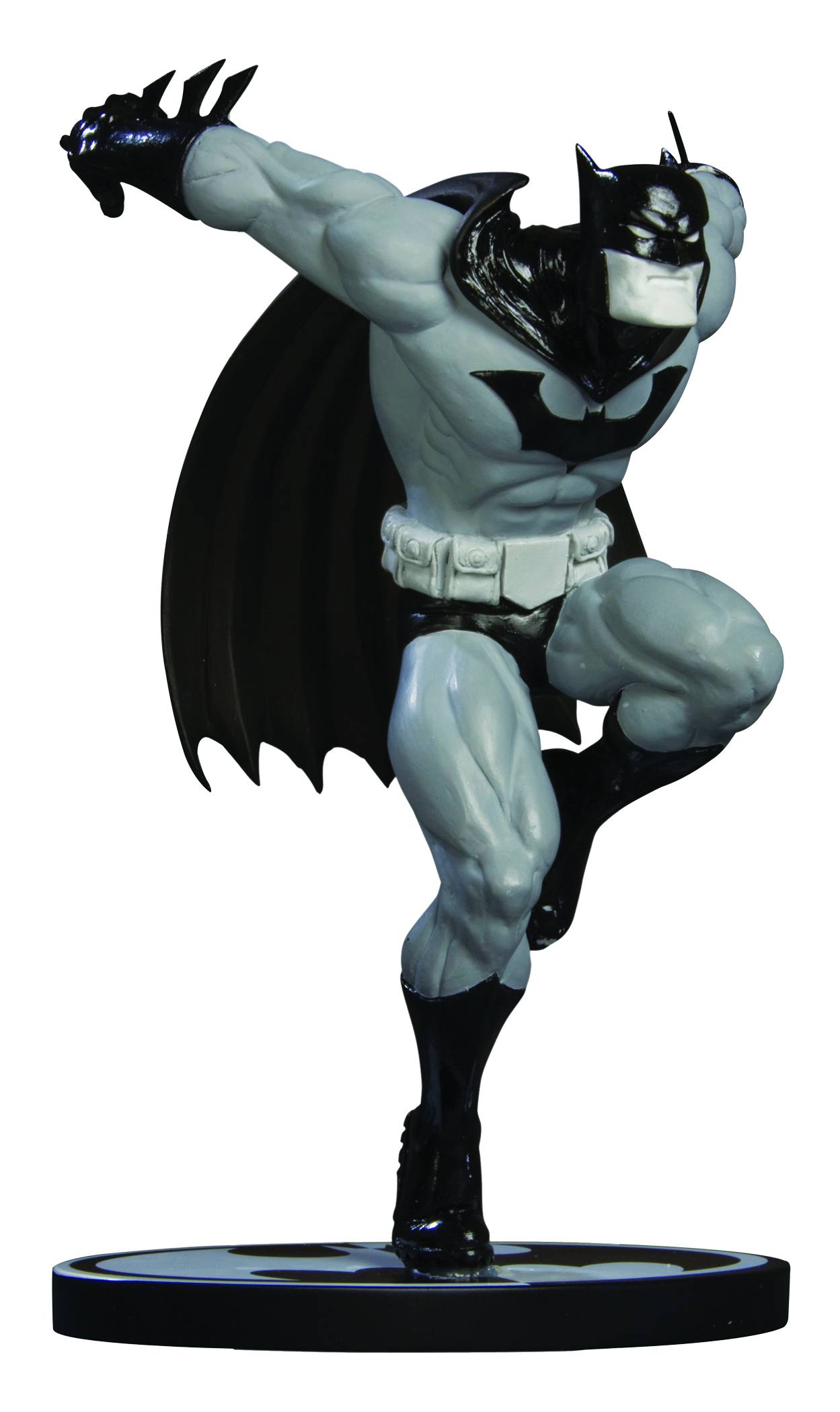 Batman Black & White Statue Ed McGuinness