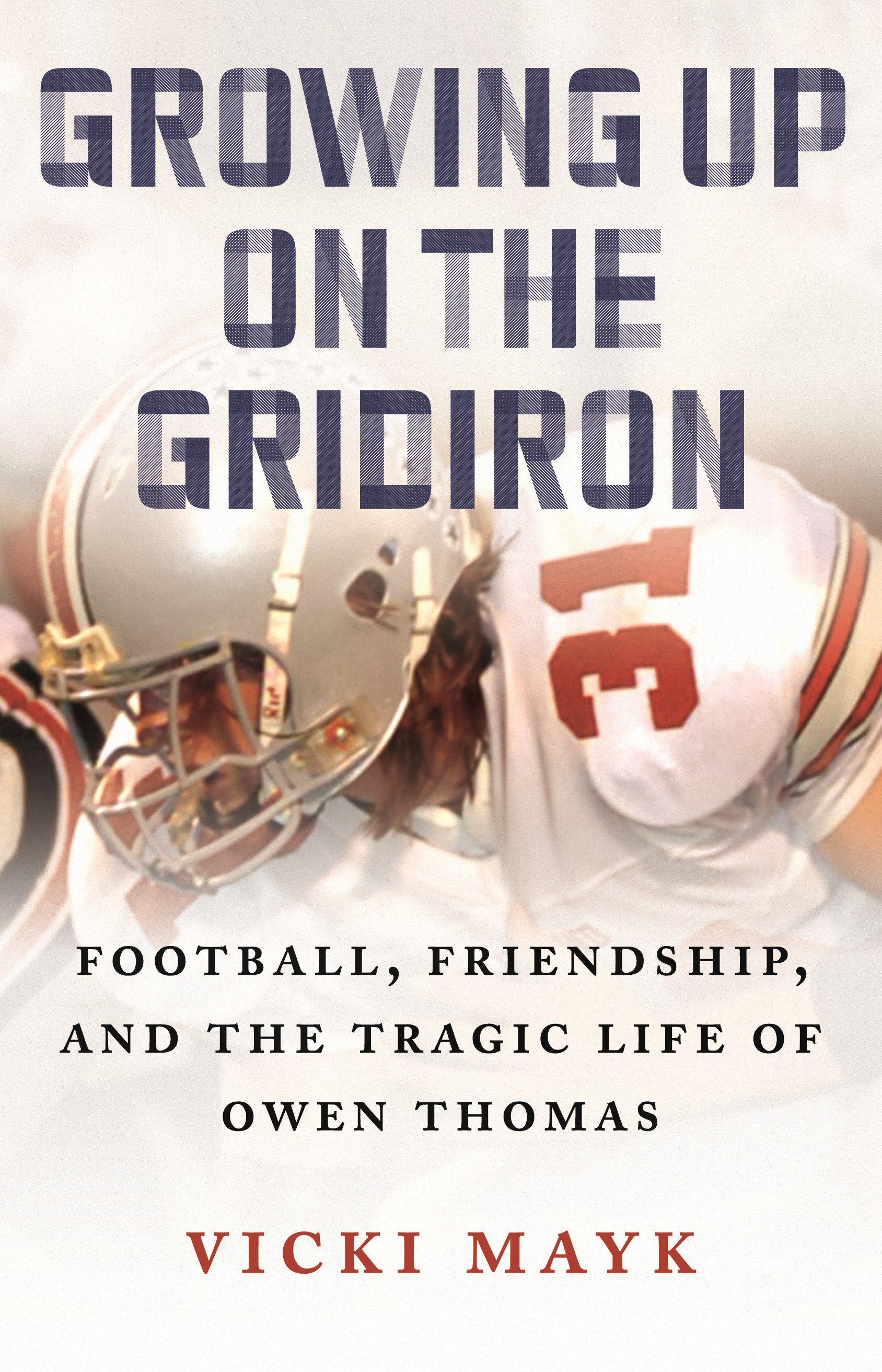 Growing Up On The Gridiron (Hardcover Book)