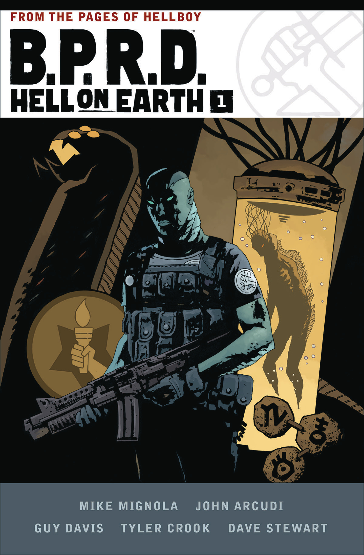 B.P.R.D. Hell on Earth Hardcover Volume 1