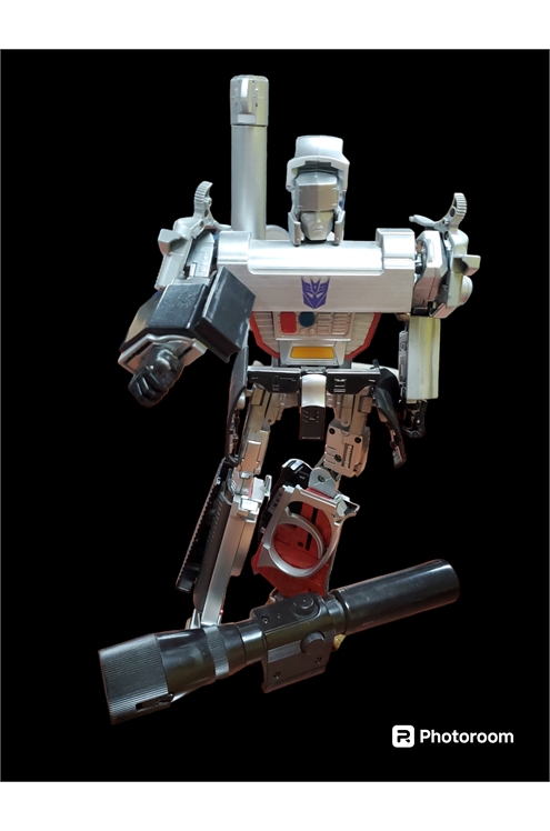 Transformers Masterpiece Mp-05 Megatron Pre-Owned