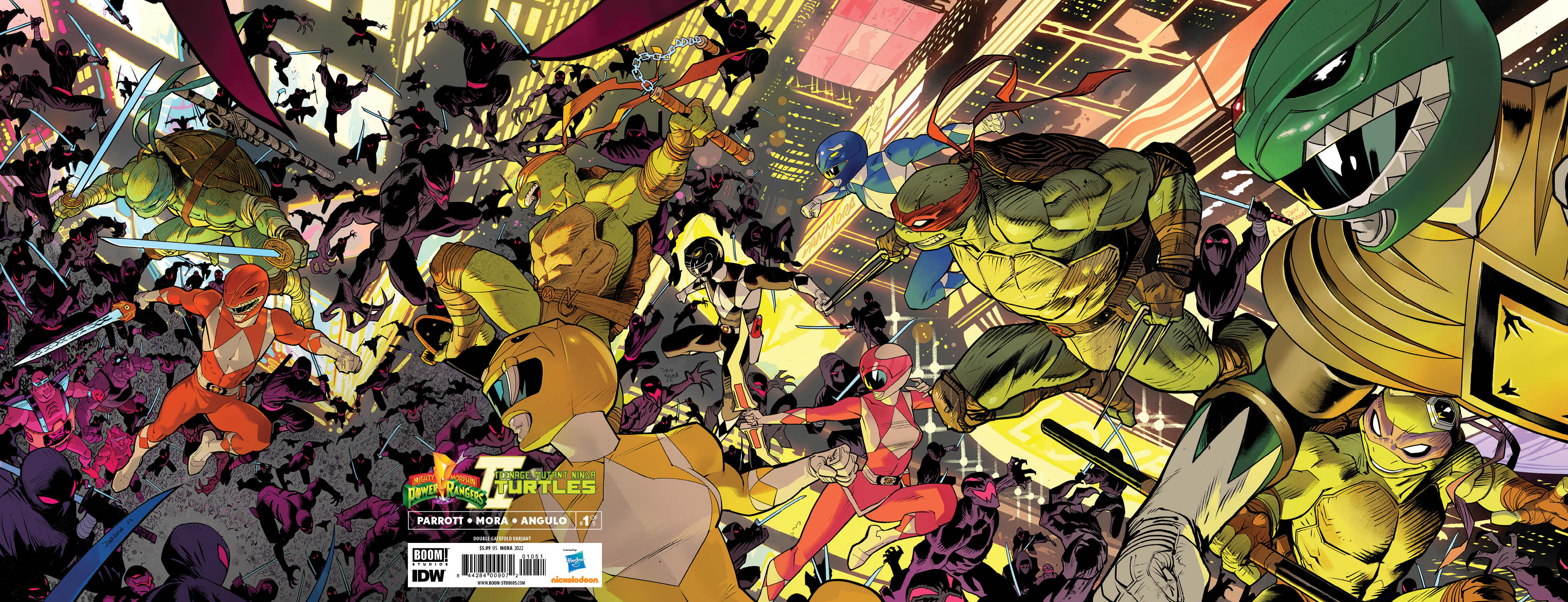 Mighty Morphin Power Rangers Teenage Mutant Ninja Turtles II #1 Cover E Double Gatefold Variant Mora (Of 5)