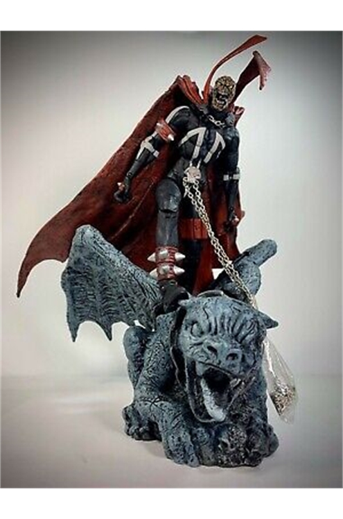 Mcfarlane Comic Classics 2003 Spawn On Gargolye Pre-Owned