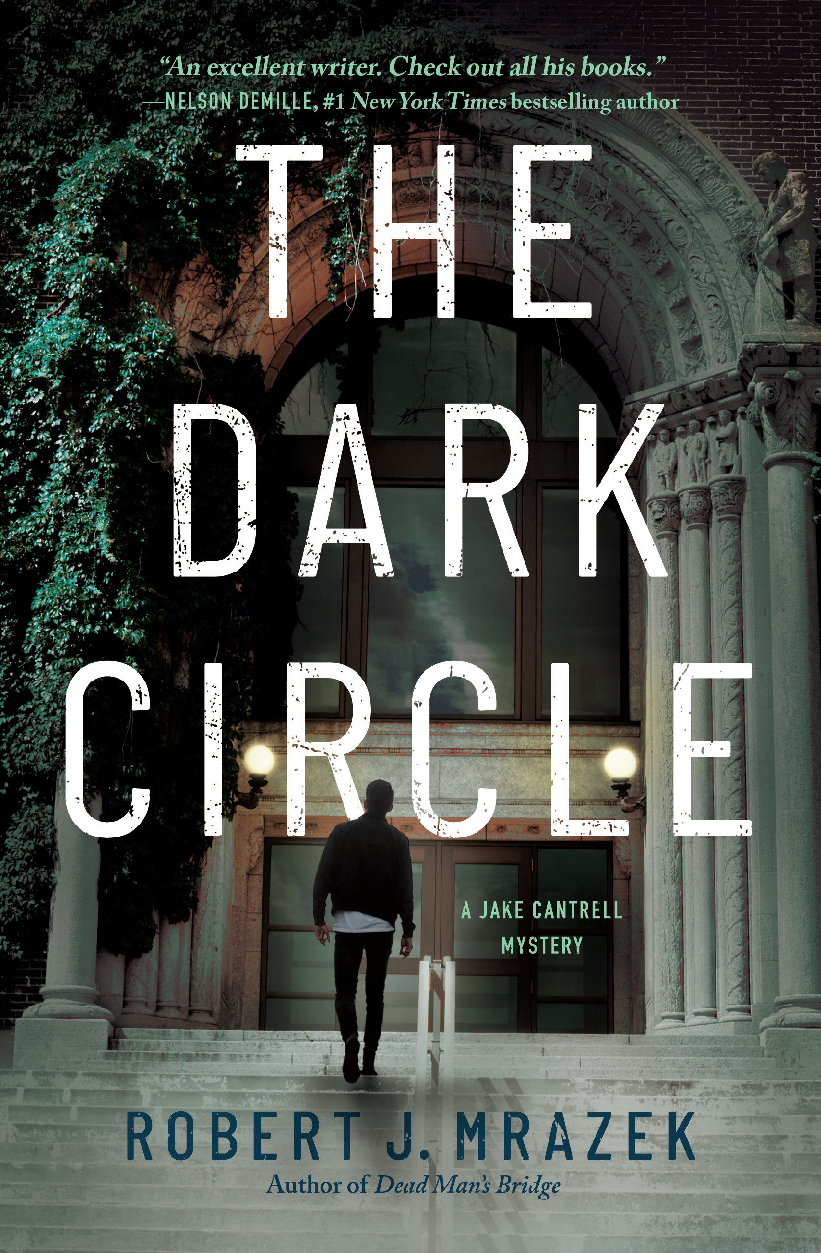 The Dark Circle (Hardcover Book)