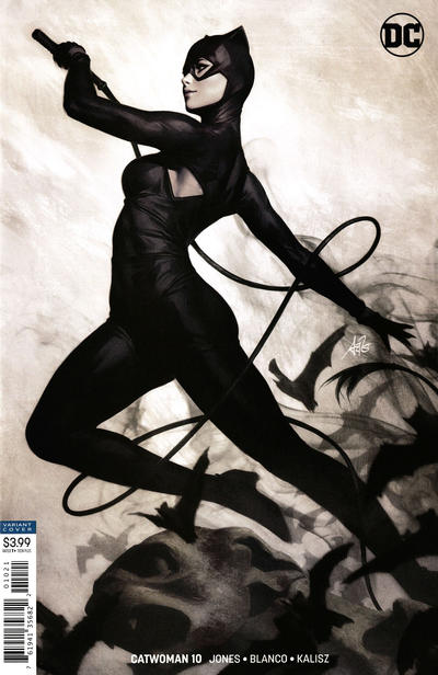 Catwoman #10 [Stanley "Artgerm" Lau Cover]-Near Mint (9.2 - 9.8)