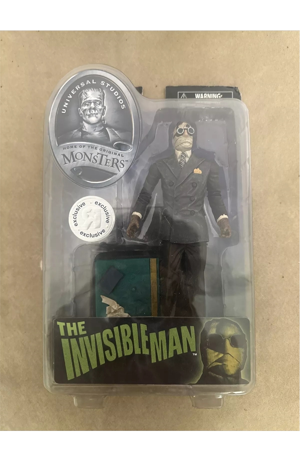 Diamond Select Universals Monsters: The Invisible Man (Toys R Us Exclusive)