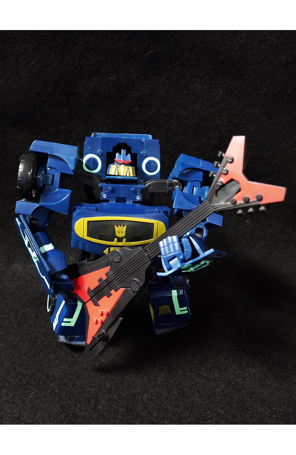 Soundwave with Laserbeak Deluxe (Transformers RID Prime, Hasbro