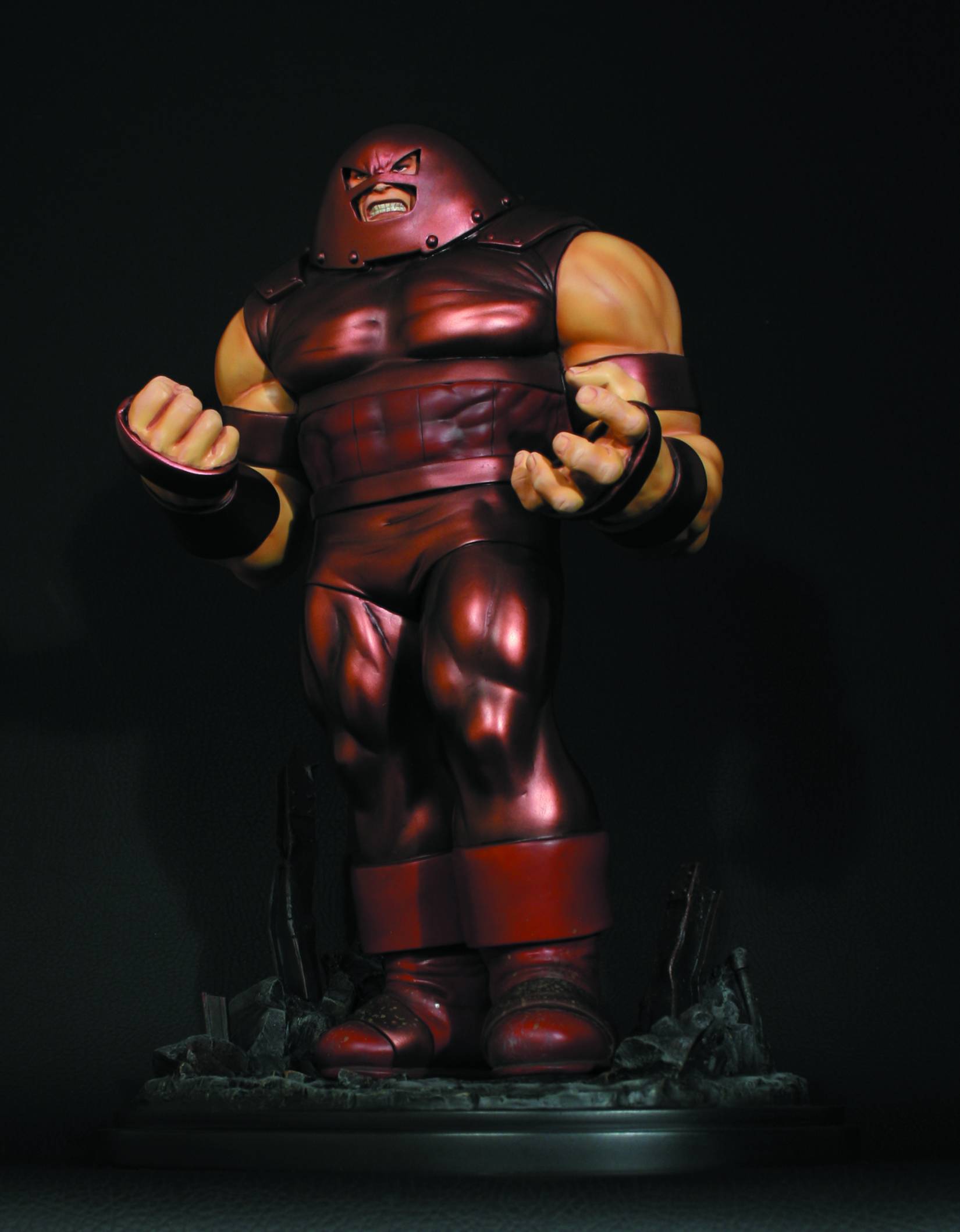 Bowen Juggernaut Statue