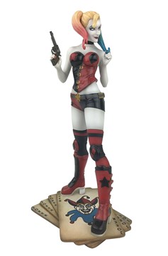 DC Gallery Harley Quinn Rebirth PVC Figure