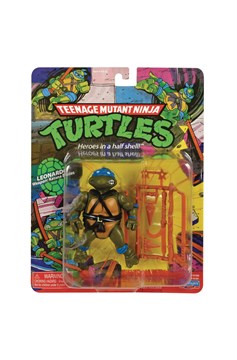 Teenage Mutant Ninja Turtles Classic Leonardo Basic Action Figure