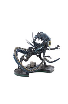 Aliens Alien Queen Q-Fig Max Elite Diorama