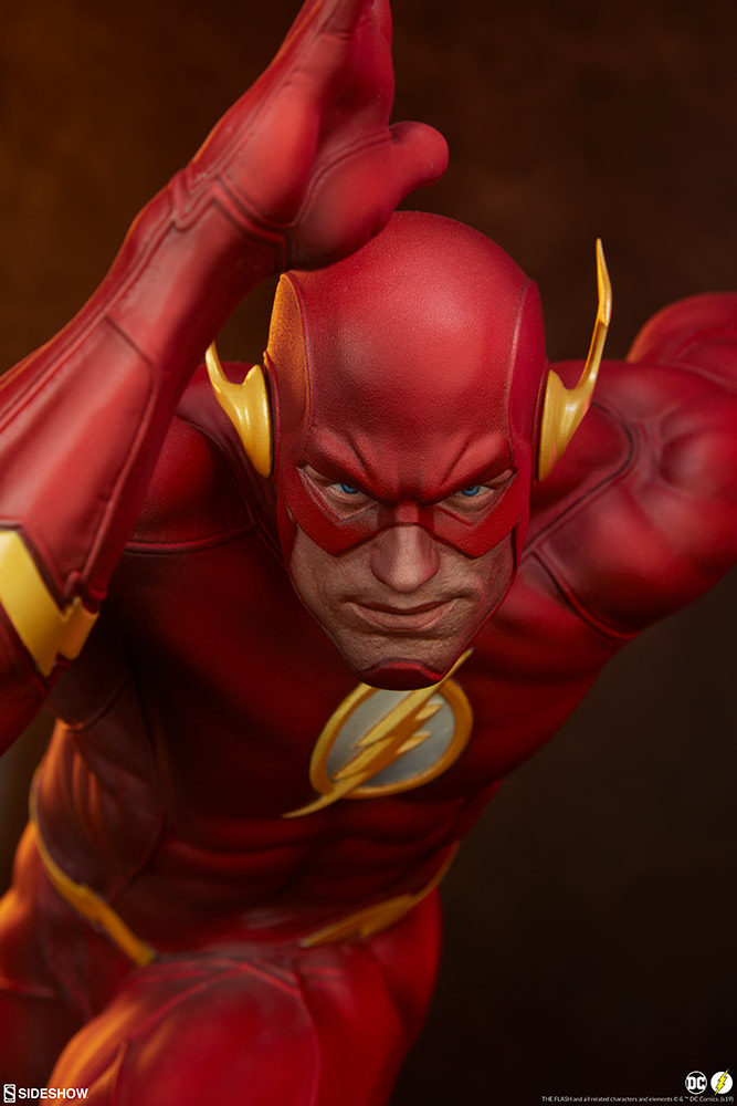 The Flash Premium Format Statue