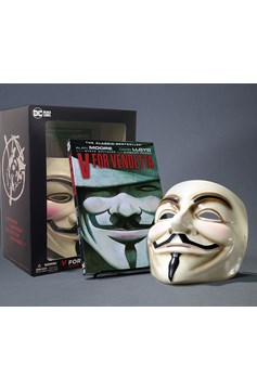 V For Vendetta Book And Mask Set New Edition (Mature)