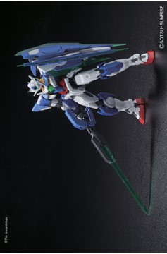 #21 00 Qan[T] "Gundam 00", Bandai Rg 1/144