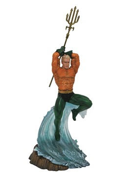 DC Gallery Aquaman Comic PVC Figure