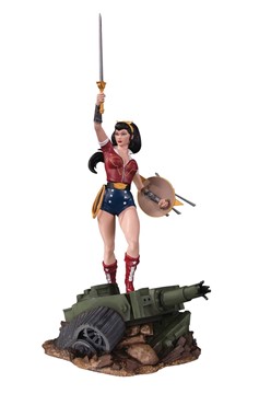 DC Comics Bombshells Wonder Woman Deluxe Statue