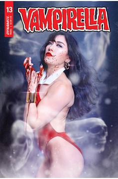 Vampirella #13 Cover E Lee Cosplay