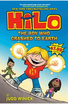 Hilo Graphic Novel Volume 1 Boy Who Crashed To Earth