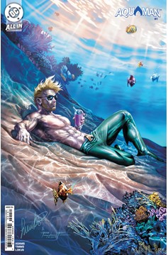 aquaman-1-cover-f-inc-125-salvador-larroca-card-stock-variant