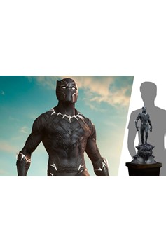 Black Panther Premium Format™ Figure By Sideshow Collectibles